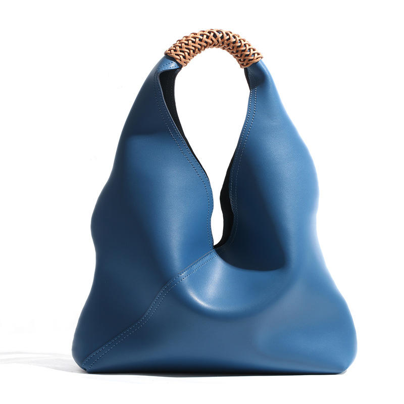 From Vision to Production: How to Find Your Leather Bag Manufacturer